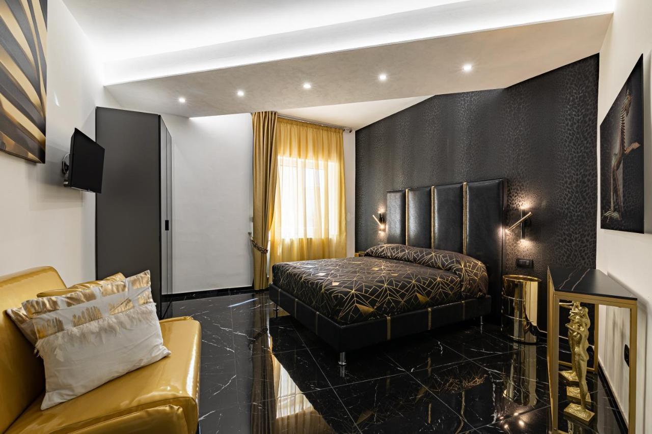 Prezioso Suites & Rooms Λέτσε Εξωτερικό φωτογραφία